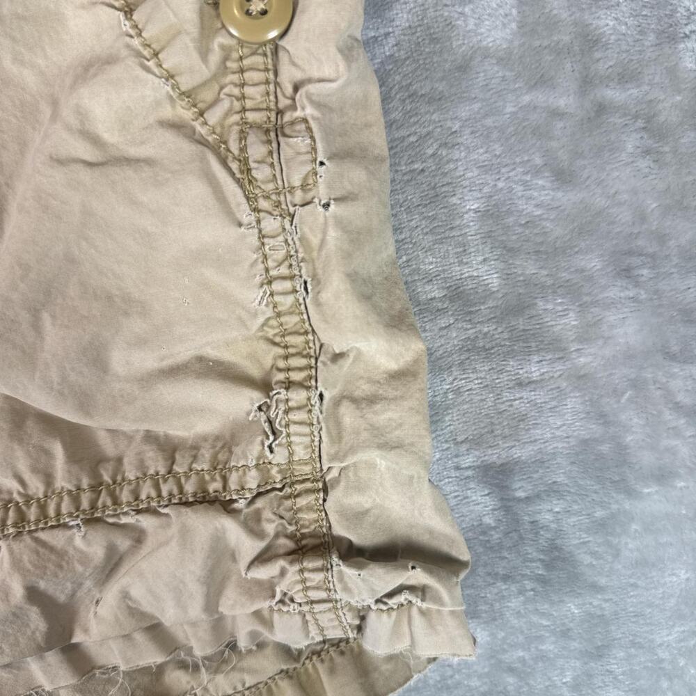 Polo Jeans Co. vintage Women's Tan Cotton Cargo Shorts Distressed size 4 b15 - Picture 4 of 8